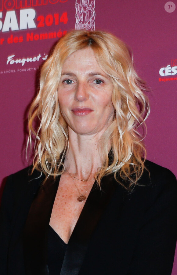Sandrine Kiberlain (Meilleure Actrice) lors du déjeuner des nommés aux César au restaurant Fouquet's à Paris, le 8 février 2014.