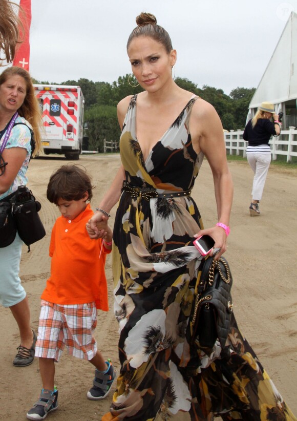 Jennifer Lopez en compagnie de ses enfants Max et Emme au 39e "Classic Horse Show" à Bridgehampton, le 31 août 2014.