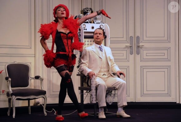 Zoe Nonn, Davy Sardou - Filage de la pièce "Georges et Georges" au théâtre Rive Gauche à Paris, le 26 aout 2014.