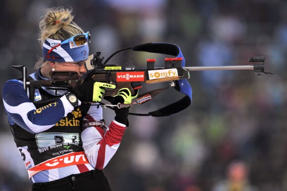 Marie Dorin lors du relais mixte lors du championnat du monde de biathlon le 7 février 2013 à Nove Mesto