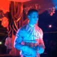 Nick Jonas dévoile ses abdos dans un club gay, septembre 2014