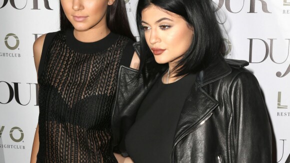 Kendall et Kylie Jenner brisent le silence sur le divorce de leurs parents