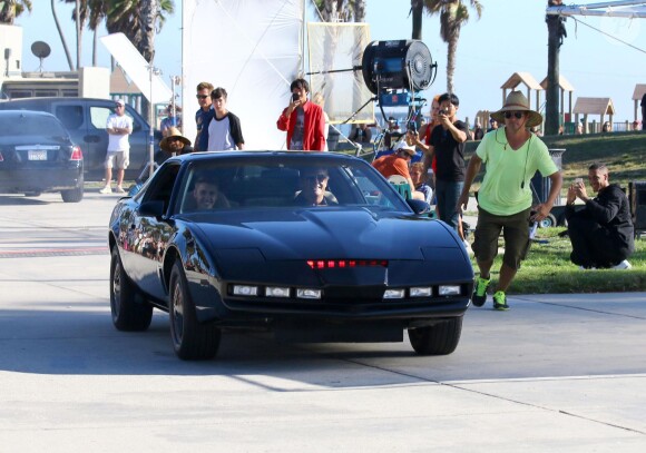 David Hasselhoff et Justin Bieber dans un remake de K 2000 pour un projet vidéo secret, à Venice Beach, le 23 septembre 2014