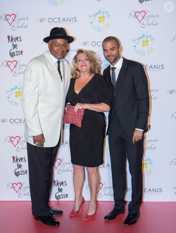 Tony Parker et ses parents Tony et Pamela - 9éme édition du "Par Coeur Gala" à Lyon le 25 septembre 2014.