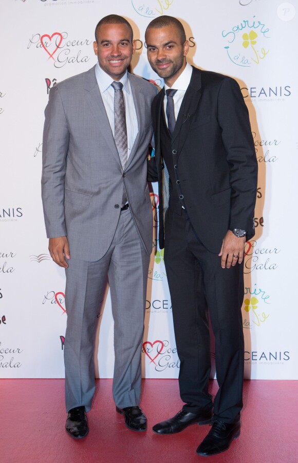 Tony Parker et son frère Terence - 9éme édition du "Par Coeur Gala" à Lyon le 25 septembre 2014.