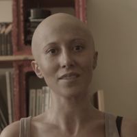 Fabienne Carat (Plus belle la vie): Chauve, battante, poignante contre le cancer