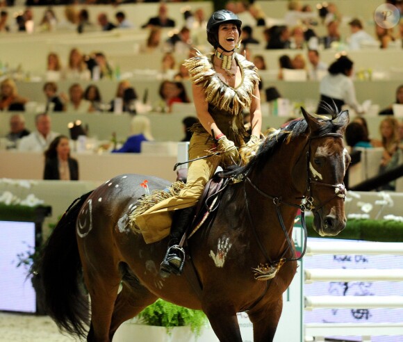 Kaley Cuoco lors du Longines Los Angeles Masters Charity Pro-Am au Convention Center de Los Angeles, le 27 septembre 2014