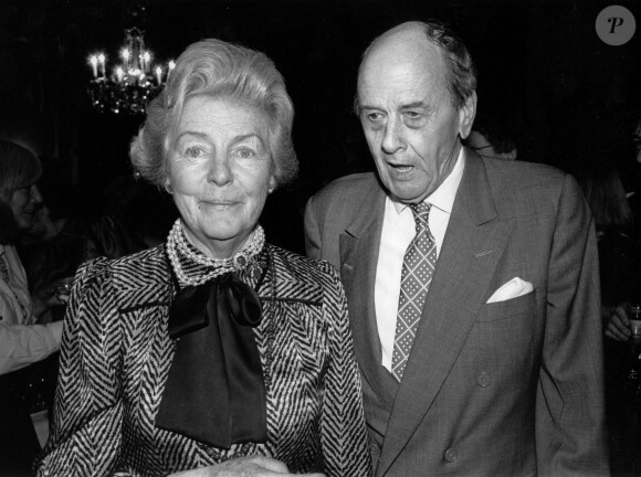Deborah Cavendish (née Mitford), duchesse douairière du Devonshire, est décédée à 94 ans le 24 septembre 2014. Ses funérailles ont été célébrées le 2 octobre à Chatsworth. Photo d'archives, avec le duc.