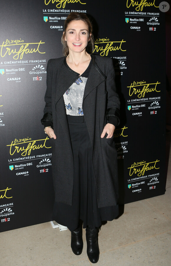 Julie Gayet lors de la visite privée de l'exposition François Truffaut à la cinémathèque de Paris, le 6 octobre 2014. 