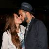 Julien Guirado et sa petite-amie Vanessa Lawrens toujours plus amoureux lors de la soirée de lancement de la chaîne "Tv Penthouse Black" au Penthouse Club à Paris, le 18 septembre 2014