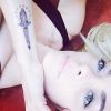 Jaime King a dévoilé un tout nouveau tatouage, le 9 octobre 2014, sur Instagram.