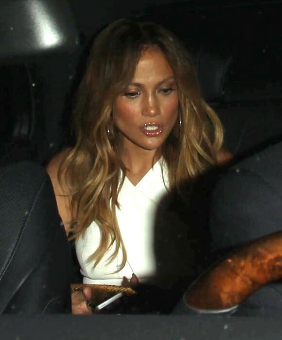 Jennifer Lopez et Sean Combs (Puff Daddy, P. Diddy) sortent du nightclub Hooray Henry à West Hollywood, le 9 octobre 2014