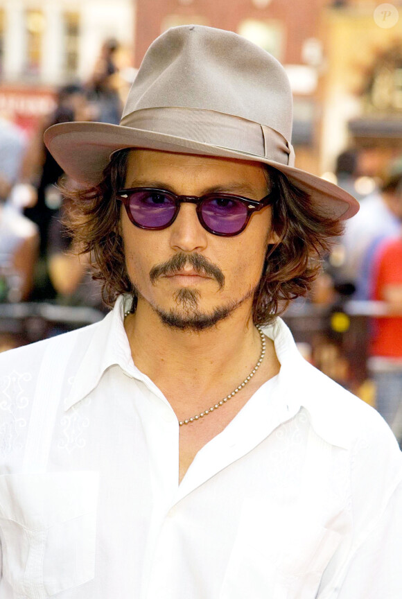 Johnny Depp à Londres le 3 juillet 2006 pour Pirates des Caraïbes 2.