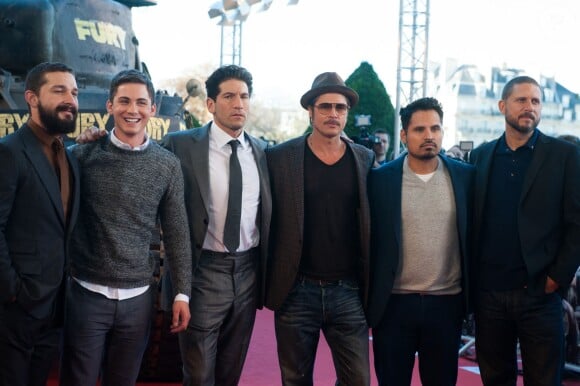 Shia LaBeouf, Logan Lerman, Jon Bernthal, Brad Pitt, Michael Pena et David Ayer - Première du film "Fury" à Paris le 18 octobre 2014