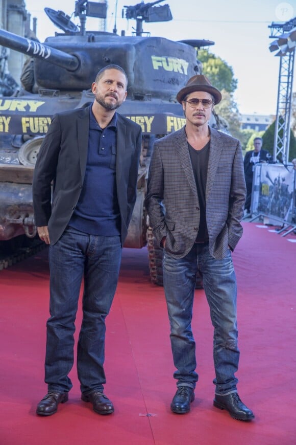 David Ayer et Brad Pitt à la première du film "Fury" à Paris le 18 octobre 2014