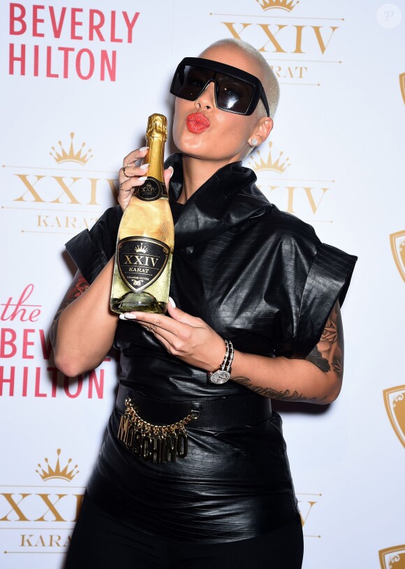 Amber Rose fête le lancement des champagnes XXIV Karat au Beverly Hilton. Beverly Hills, le 16 octobre 2014.