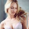 Candice Swanepoel pose en lingerie pour Victoria's Secret.