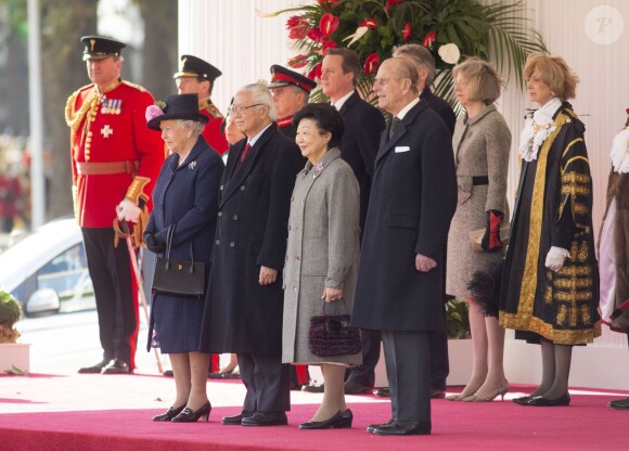 La famille royale britannique assiste avec le président de la république de Singapour, Tony Tan Keng Yam, et sa femme Mary Chee Bee Kiang ainsi que le premier ministre britannique David Cameron, à la parade des Horse Guards à Londres. Le 21 octobre 2014