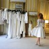 Exclusif - Emilie Dequenne essaye sa robe de mariée sous le regard de sa fille Milla à Paris, le 5 octobre 2014, une création Delphine Manivet