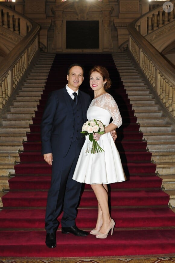 Exclusif - Emilie Dequenne et son époux Michel Ferracci - Mariage de Michel Ferracci et Emilie Dequenne à la mairie du 10e arrondissement, le samedi 11 octobre 2014 à Paris.
