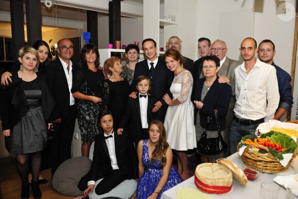 Exclusif - Emilie Dequenne, sa fille Milla, son époux Michel Ferracci, et ses deux fils Enzo, 13 ans, et Maël, 8 ans, leurs parents, famille, et amis - Cocktail dînatoire lors de la soirée du mariage de Michel Ferracci et Emilie Dequenne le samedi 11 octobre 2014, dans un loft du 10e arrondissement, à Paris.