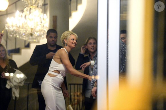Pamela Anderson lors de l'inauguration du Allstar Bar à Sandviken en Suède, le 24 octobre 2014.