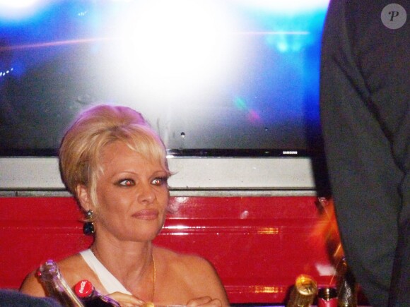 Pamela Anderson lors de l'inauguration du Allstar Bar à Sandviken en Suède, le 24 octobre 2014.