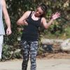 Exclusif - Lea Michele et son compagnon Matthew Paetz se promènent au TreePeople Park à Studio City, le 25 octobre 2014.