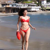 Blanca Blanco : La chérie de John Savage craquante en bikini