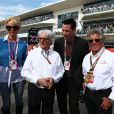 Bernie Ecclestone, Mario Andretti, Simon Le Bon, Pamela Anderson et  Keanu Reeves dans le paddock du Grand Prix des Etats-Unis à Austin, le 2 novembre 2014