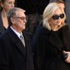Le réalisateur Mike Nichols et Diane Sawyer aux funérailles du créateur Oscar de la Renta, le 3 novembre 2014 à New York.