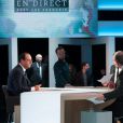  Fran&ccedil;ois Hollande sur le plateau de l'&eacute;mission En direct avec les Fran&ccedil;ais sur TF1 &agrave; Aubervilliers, le 6 novembre 2014 