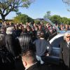 Obsèques de Manitas de Plata, célèbre guitariste de la musique gitane et du flamenco, en présence de sa famille et d'un millier de personnes au funérarium et au cimetière de Grammont, à Montpellier, le 8 novembre 2014.