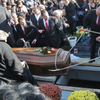 Obsèques de Manitas de Plata : Émotion de la foule et hommage de Brigitte Bardot