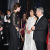 Kate Middleton, enceinte et sublime dans une robe Diane von Furstenberg, assistait avec le prince William, pour la première fois, au gala Royal Variety Performance le 13 novembre 2014, au Palladium à Londres.