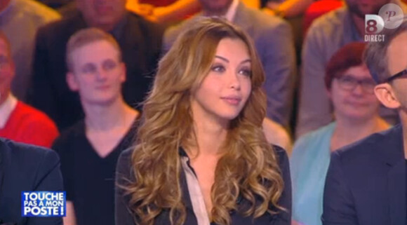 Nabilla dans Touche pas à mon poste, le mercredi 5 novembre 2014.