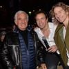 Jean-Paul Belmondo, Philippe Candeloro et Gwendal Peizerat - Hommage aux musiques de film de Jean-Paul Belmondo à l'occasion de l'inauguration du marché de Noël 2014 sur les Champs-Elysées à Paris, le 14 novembre 2014.