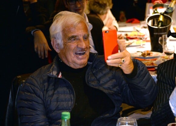 Exclusif - Jean-Paul Belmondo lors d'un dîner en son honneur durant la Guinguette de Régine au Chalet La Bodega à Paris, le 14 novembre 2014.