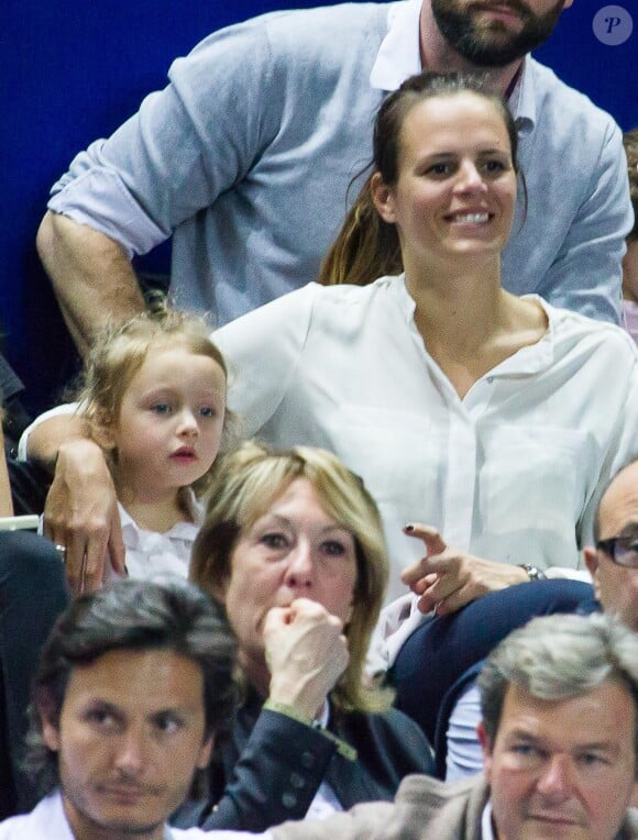 Laure Manaudou et sa fille Manon lors de la finale de l'open 13 de tennis à Marseille le 23 février 2014