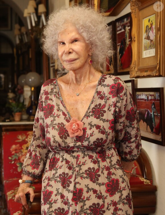 Cayetana Fitz-James Stuart, 18e duchesse d'Albe, à son domicile du palais de las Dueñas, à Séville, en juin 2013. La flamboyante aristocrate est morte le 20 novembre 2014 à l'âge de 88 ans.