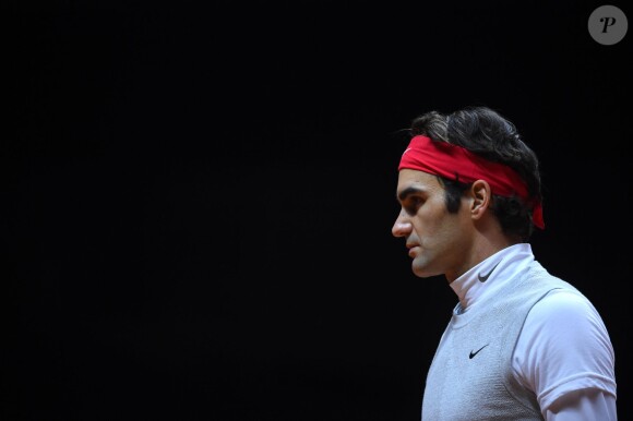 Roger Federer lors de l'entraînement de l'équipe de Suisse avant la finale de la Coupe Davis au stade Pierre-Mauroy de Lille, le 19 novembre 2014