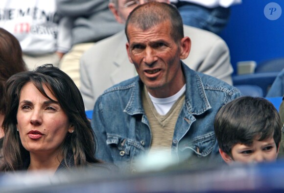 Véronique et Théo Zidane à Madrid le 7 mai 2006.