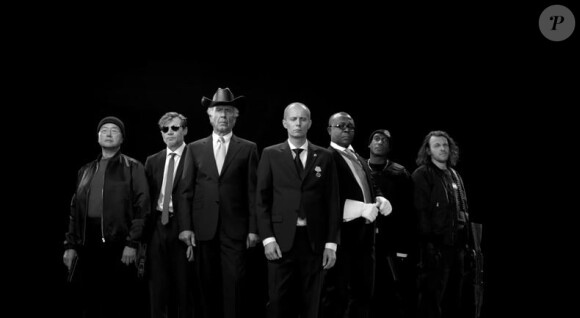 Conchita Wurst défie des hommes mauvais dans le clip de Heroes