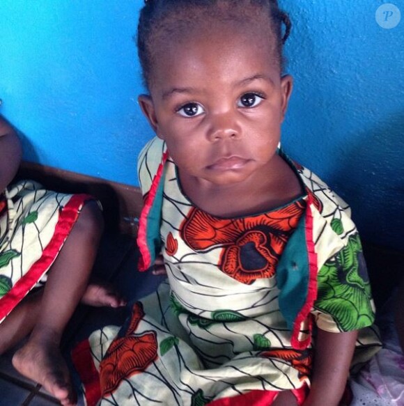 Maria, la petite orpheline rencontrée par Madonna au Malawi, le 26 novembre 2014