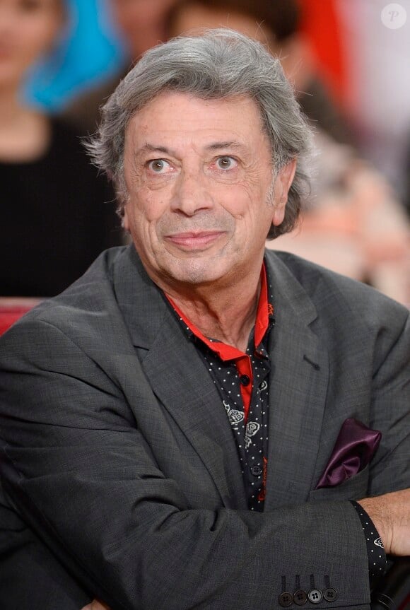 Exclusif - Hervé Vilard - Enregistrement de l'émission "Vivement Dimanche" à Paris le 26 novembre 2014.