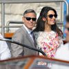 George Clooney et sa femme Amal Alamuddin apparaissent pour la première fois après leur mariage, le 28 septembre 2014, quittant l'Aman Grande Canal Venice après leur nuit de noces pour rallier le Cipriani pour un brunch avec leurs proches.