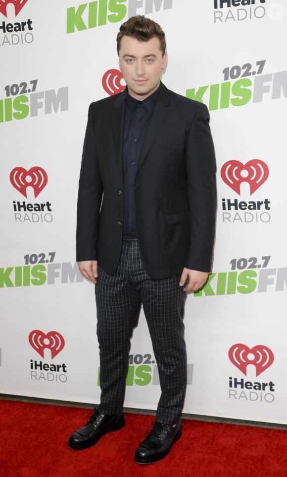 Sam Smith assiste au concert de Noël de la radio KIIS FM (KIIS FM's Jingle Ball) au Staples Center. Los Angeles, le 5 décembre 2014.