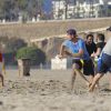 Josh Duhamel en plein effort sur une plage de Santa Monica, le 6 décembre 2014