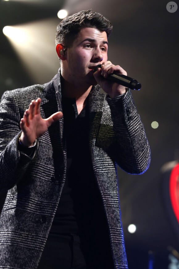 Nick Jonas  lors du Jingle Ball à Philadelphie le 10 décembre 2014.