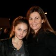 Véronika Loubry et sa fille Thylane, sur le tapis rouge de la 16e édition des NRJ Music Awards à Cannes, le samedi 13 décembre 2014.